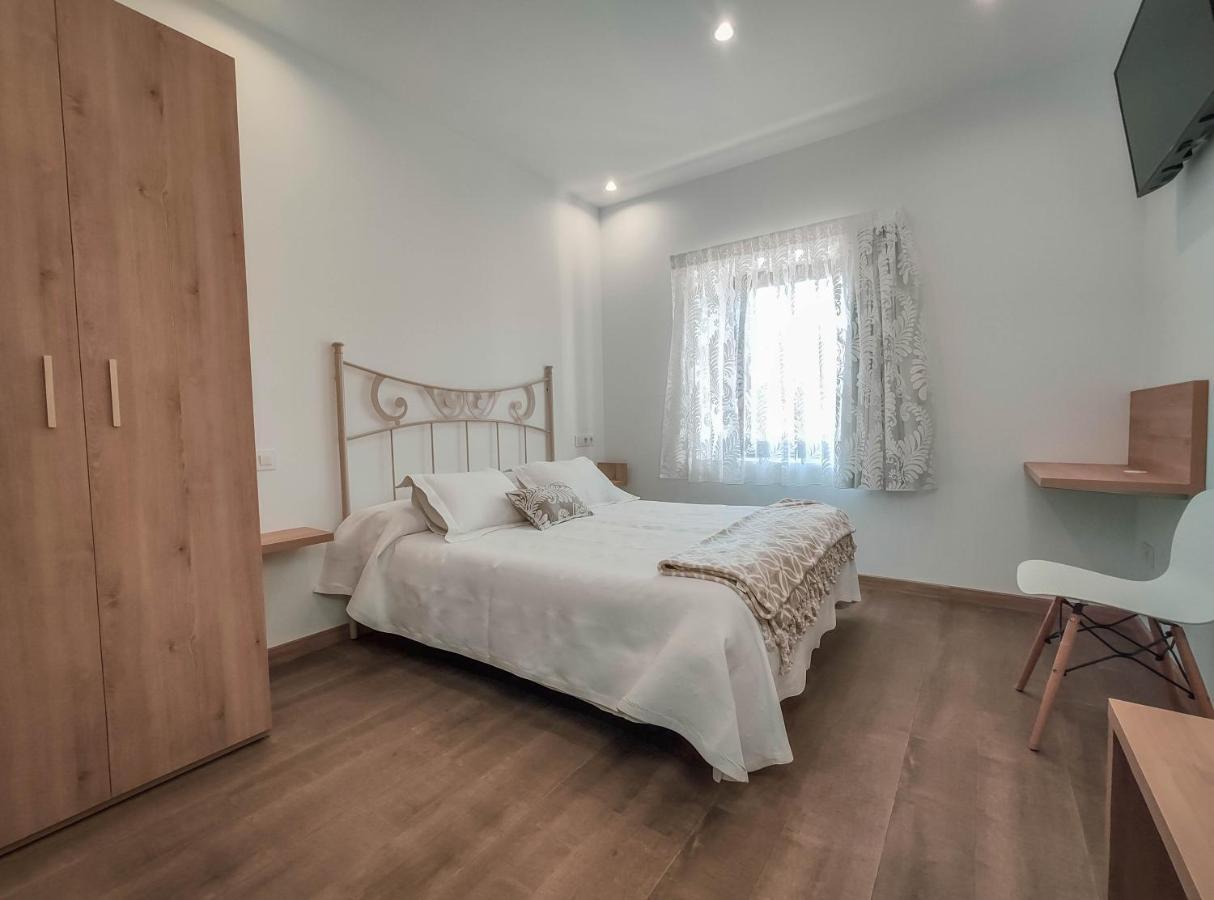 Hostal Oleo Auto Check-In Сантандер Екстер'єр фото