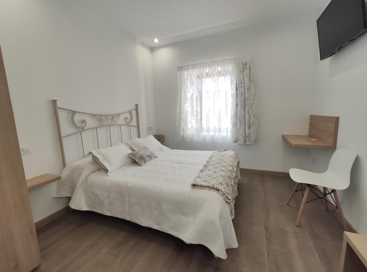 Hostal Oleo Auto Check-In Сантандер Екстер'єр фото