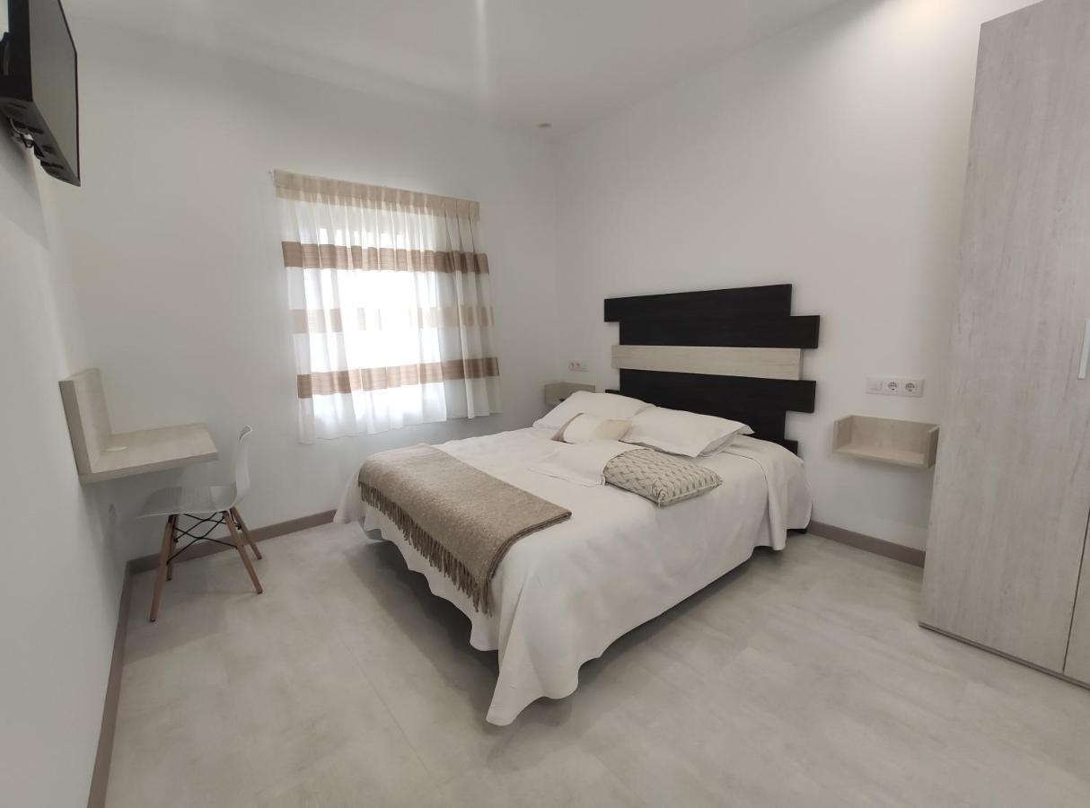 Hostal Oleo Auto Check-In Сантандер Екстер'єр фото