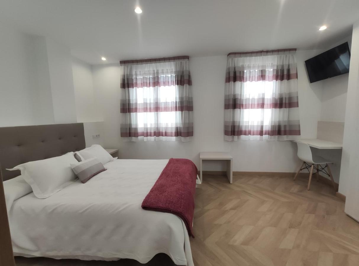 Hostal Oleo Auto Check-In Сантандер Екстер'єр фото