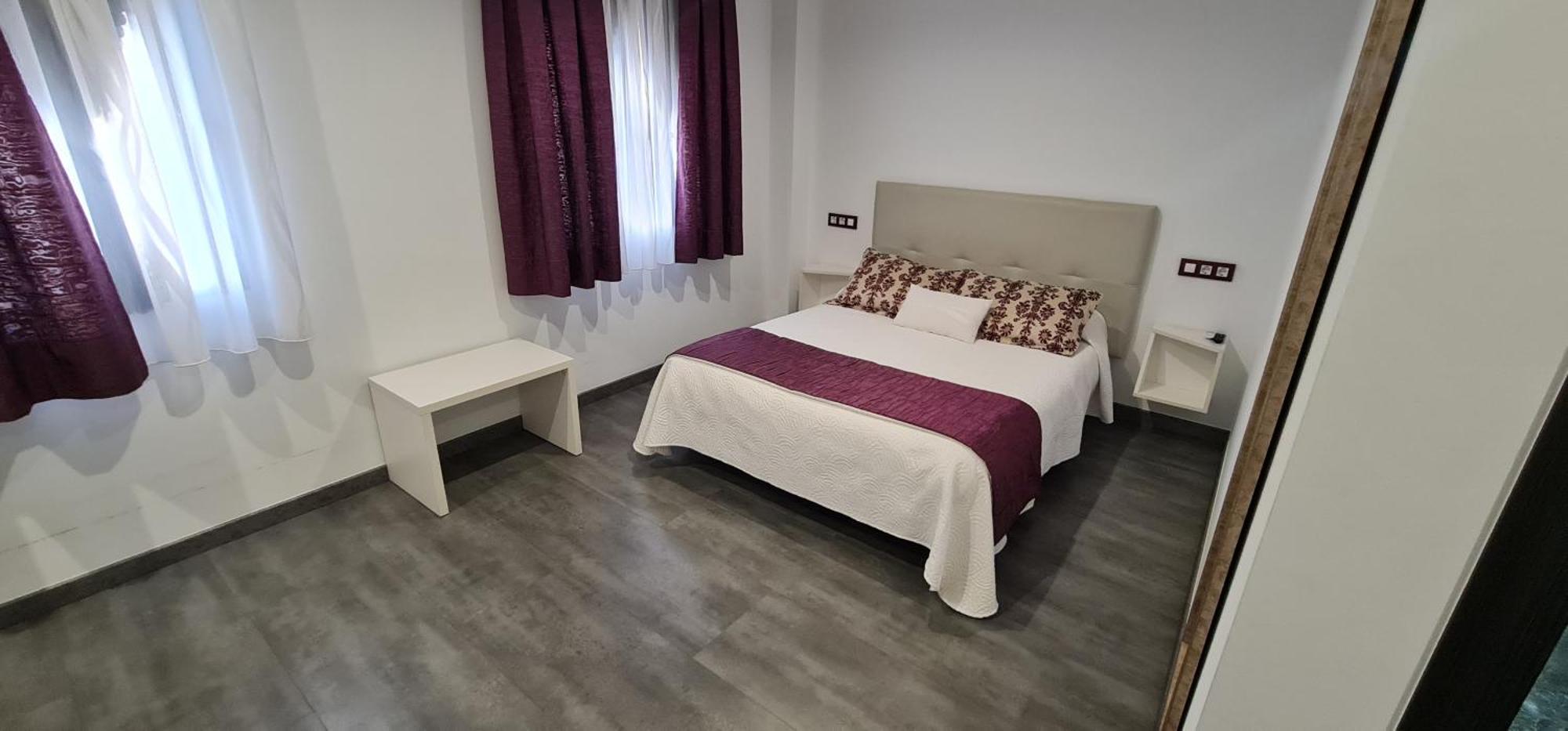 Hostal Oleo Auto Check-In Сантандер Екстер'єр фото